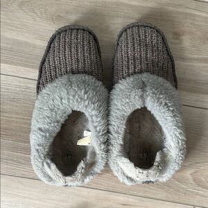UGG Gray Knit Slippers